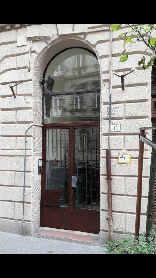 Prime Park Apartment Budapest Esterno foto